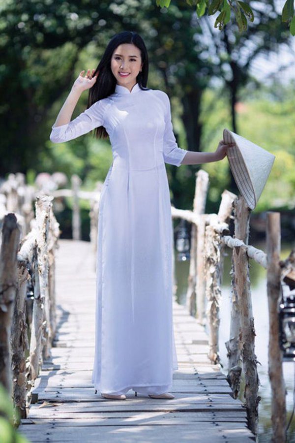 20+ Mẫu Áo Dài Học Sinh Việt Nam Tuyệt Đẹp Cho Các Bạn Nữ Sinh - Tài Lộc  Wedding