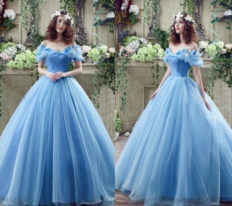 Váy cưới công chúa màu xanh da trời 